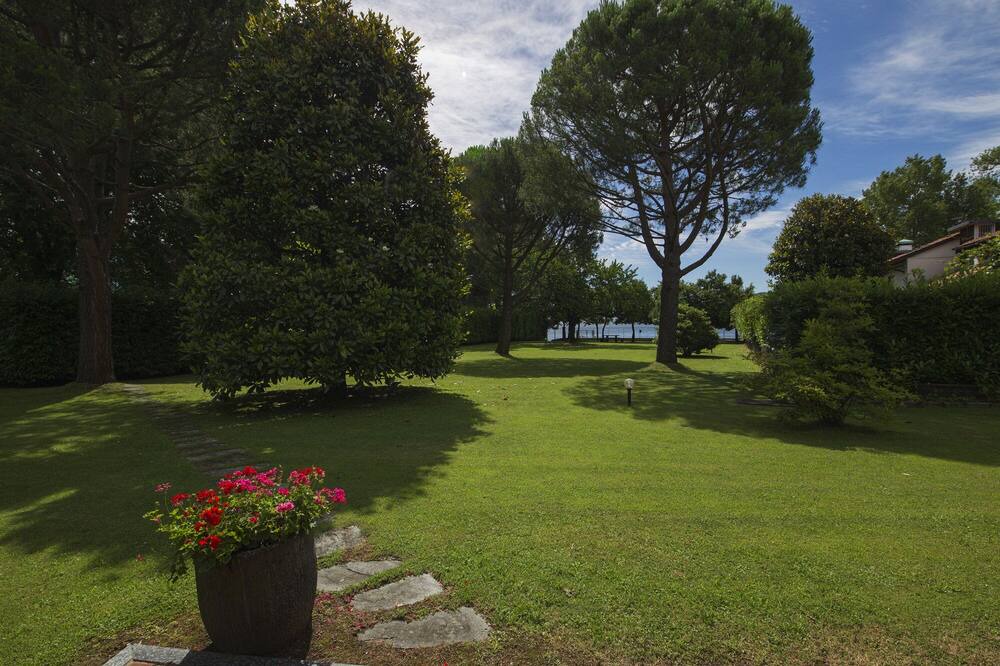 Photo of Outdoor in Lesa