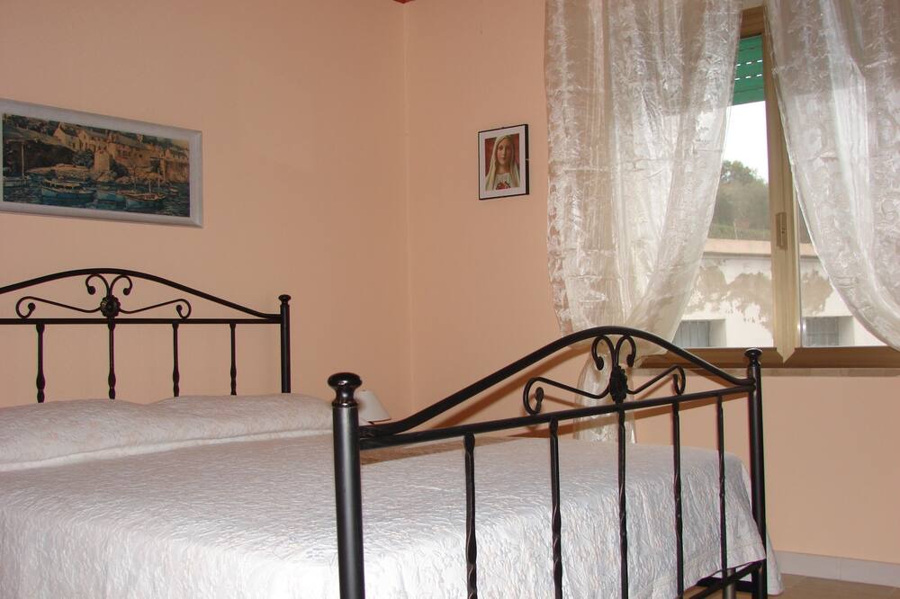 Photo of Bedroom in Lanusei