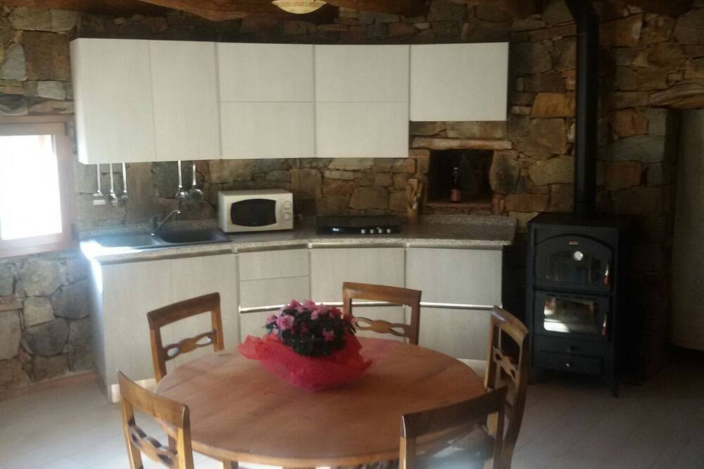 Photo of Kitchen in Lanusei