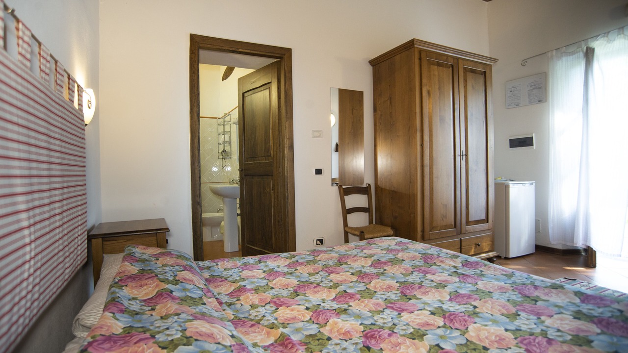 Photo of Bedroom in Castiglione di Garfagnana