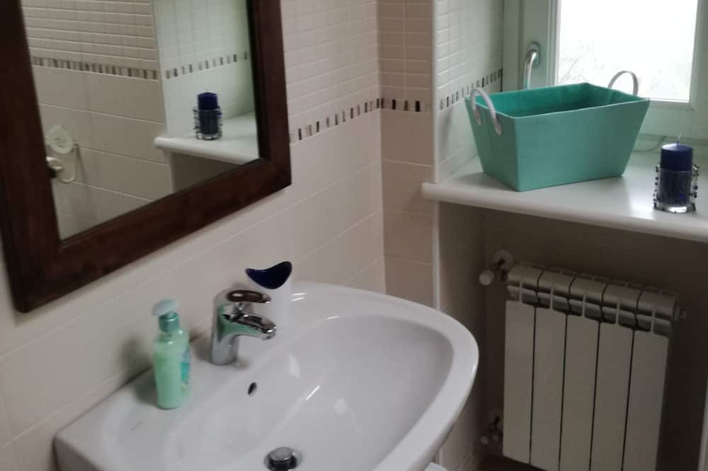 Photo of Bathroom in Vignale Monferrato