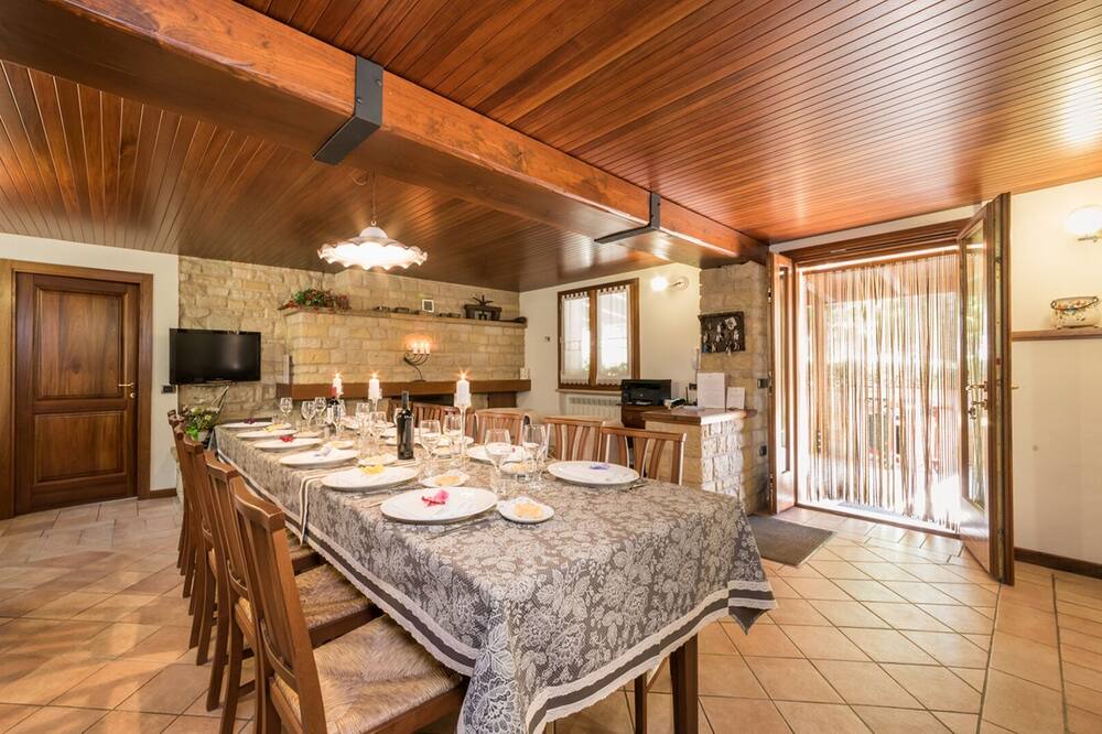 Photo of Kitchen in SantʼIppolito