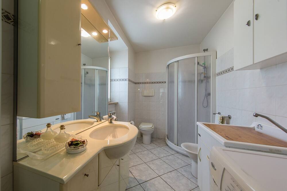 Photo of Bathroom in SantʼIppolito