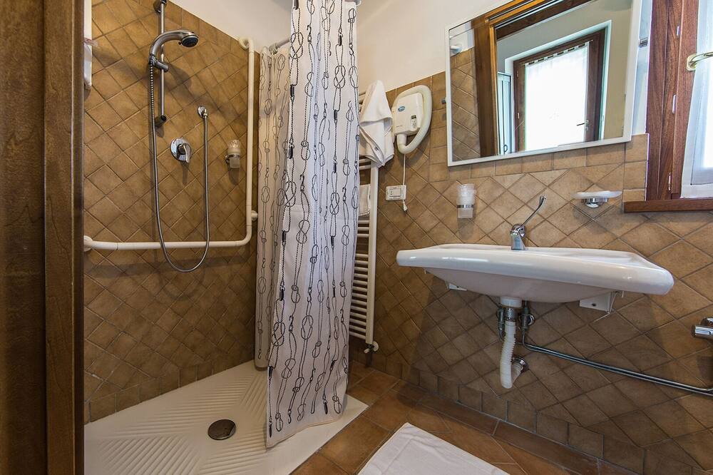 Photo of Bathroom in SantʼIppolito