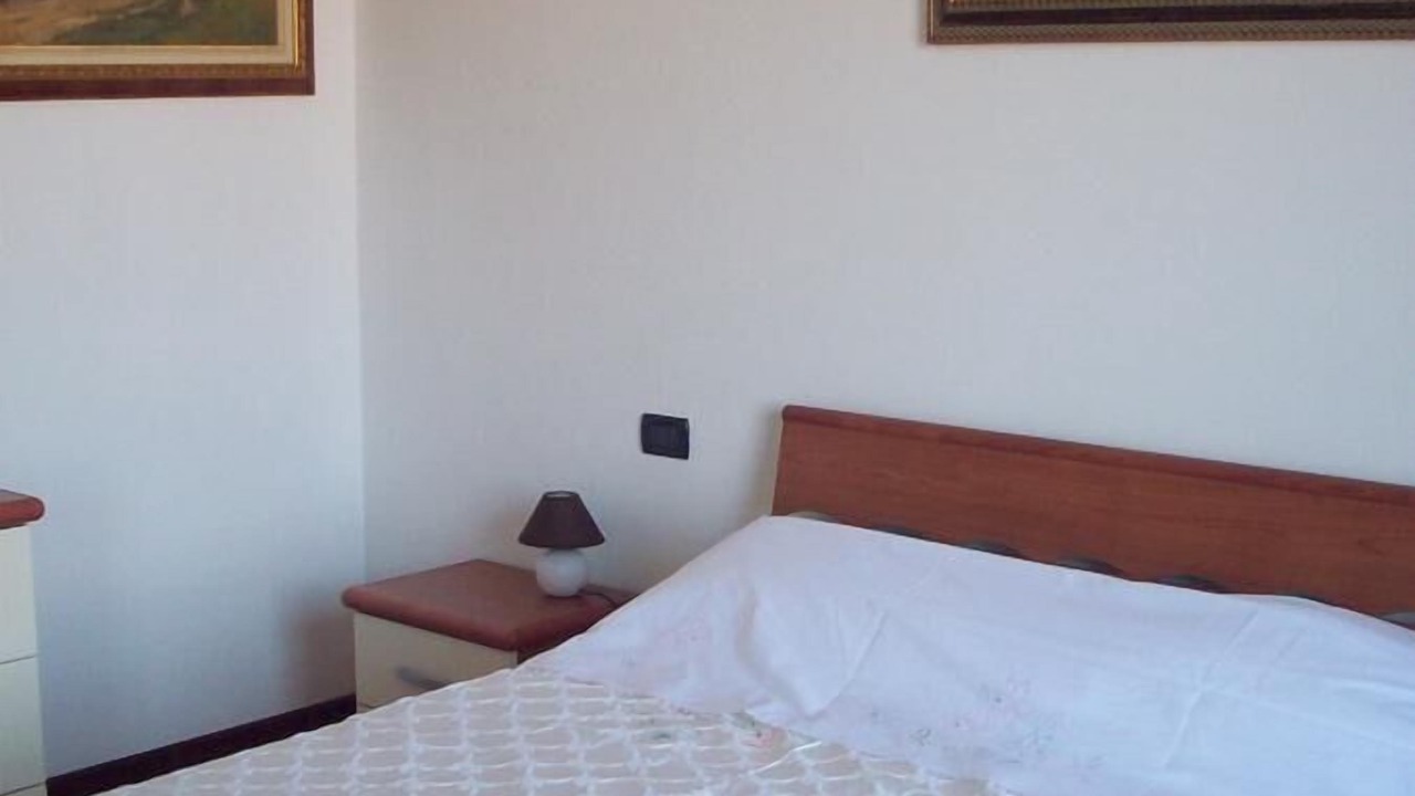 Photo of Bathroom in Curtatone