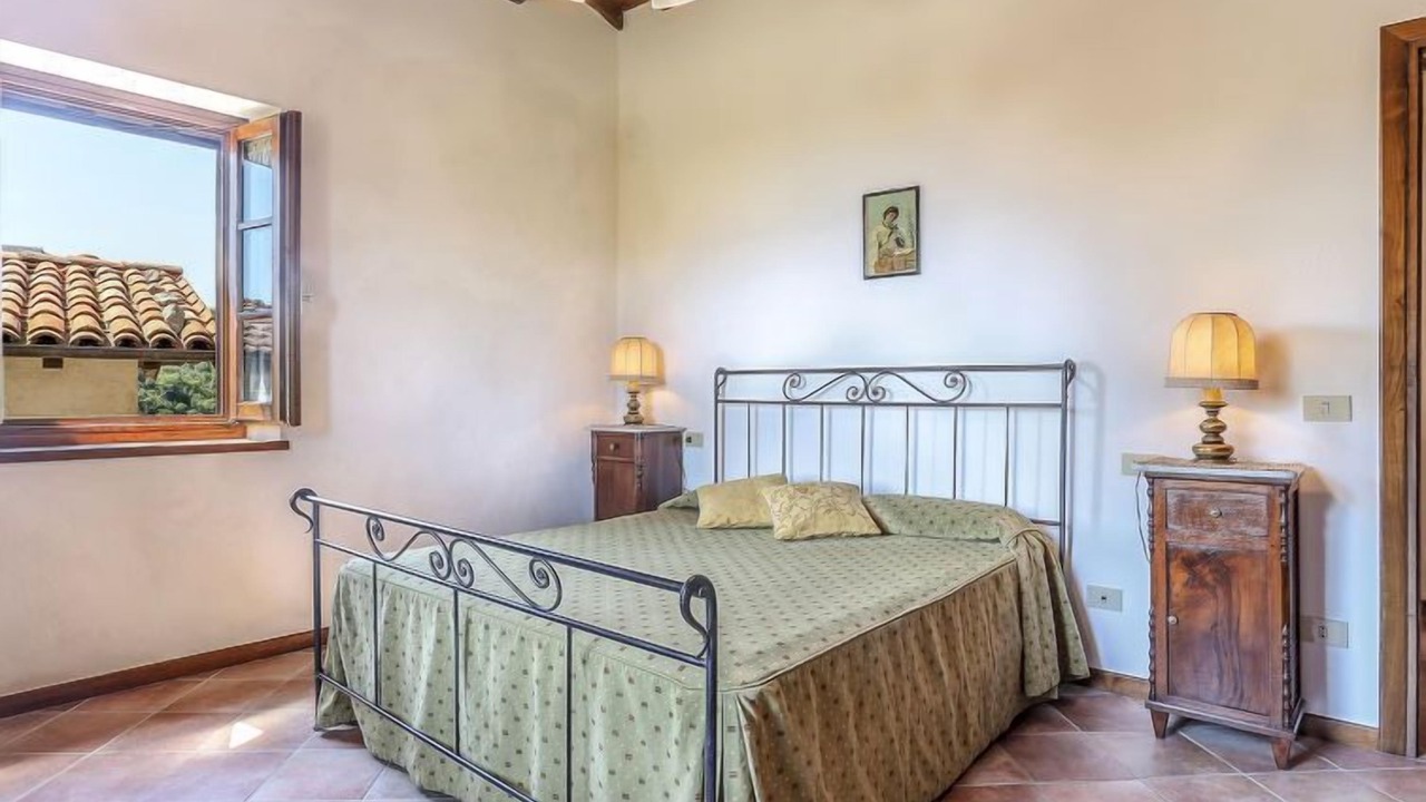Photo of Bedroom in Molazzana