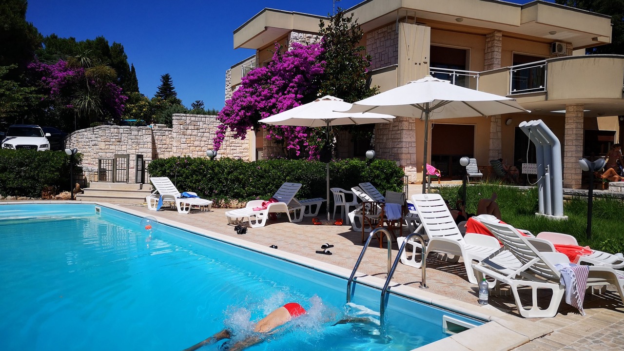 Photo of Outdoor in Alcanterini