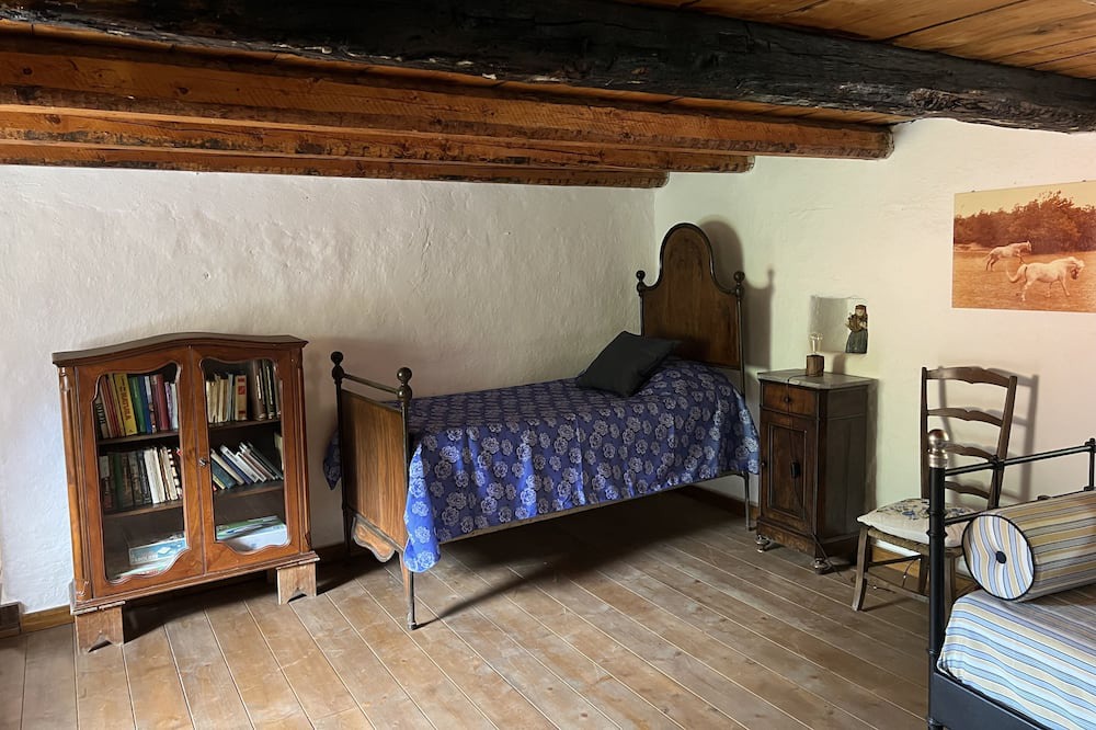 Photo of Bedroom in Tagliolo Monferrato