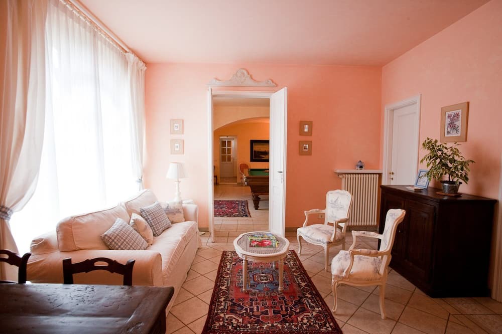 Photo of Livingroom in Vigliano Biellese