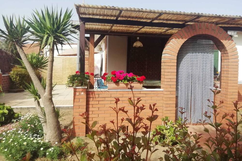 Photo of Outdoor in Contrada Pantano d'Arci