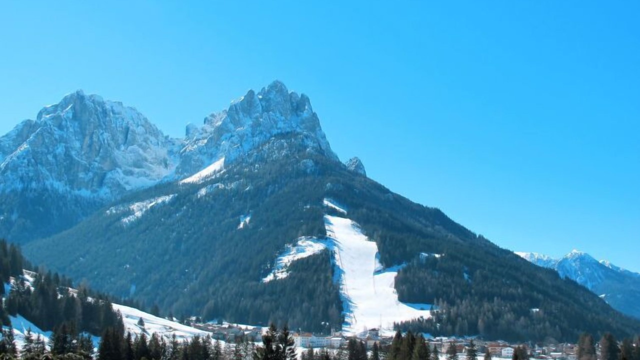 Photo of Outdoor in Pera