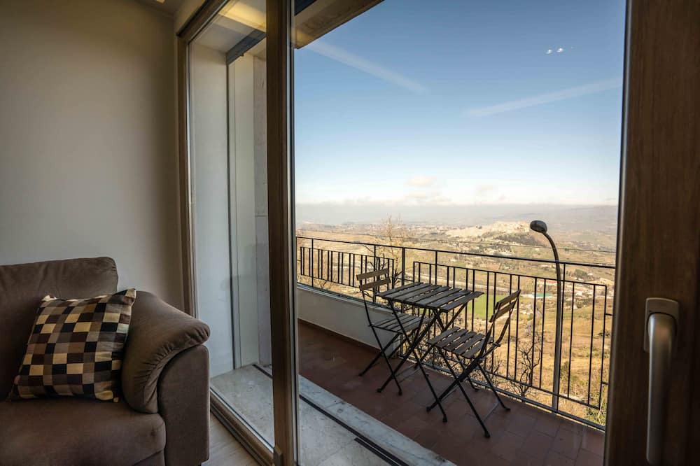Photo of Patio Balcony in Enna