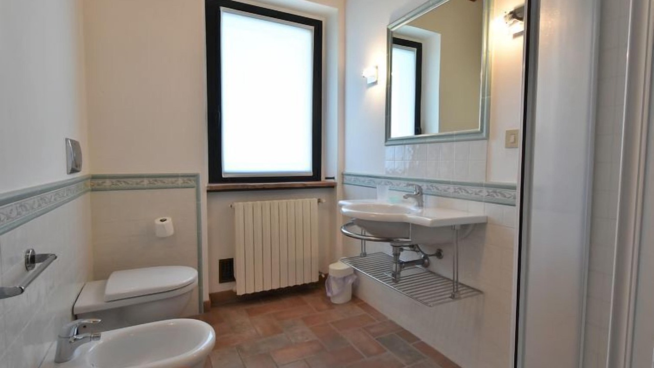 Photo of Bathroom in Castana