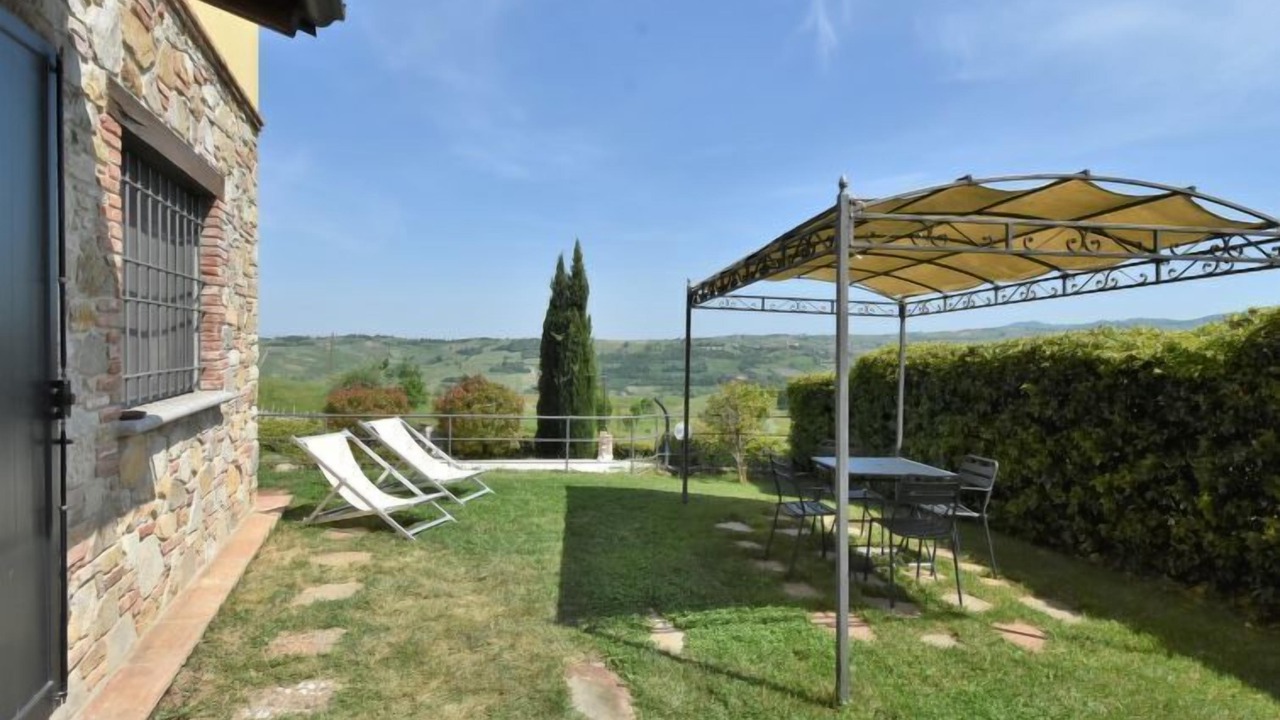 Photo of Outdoor in Castana