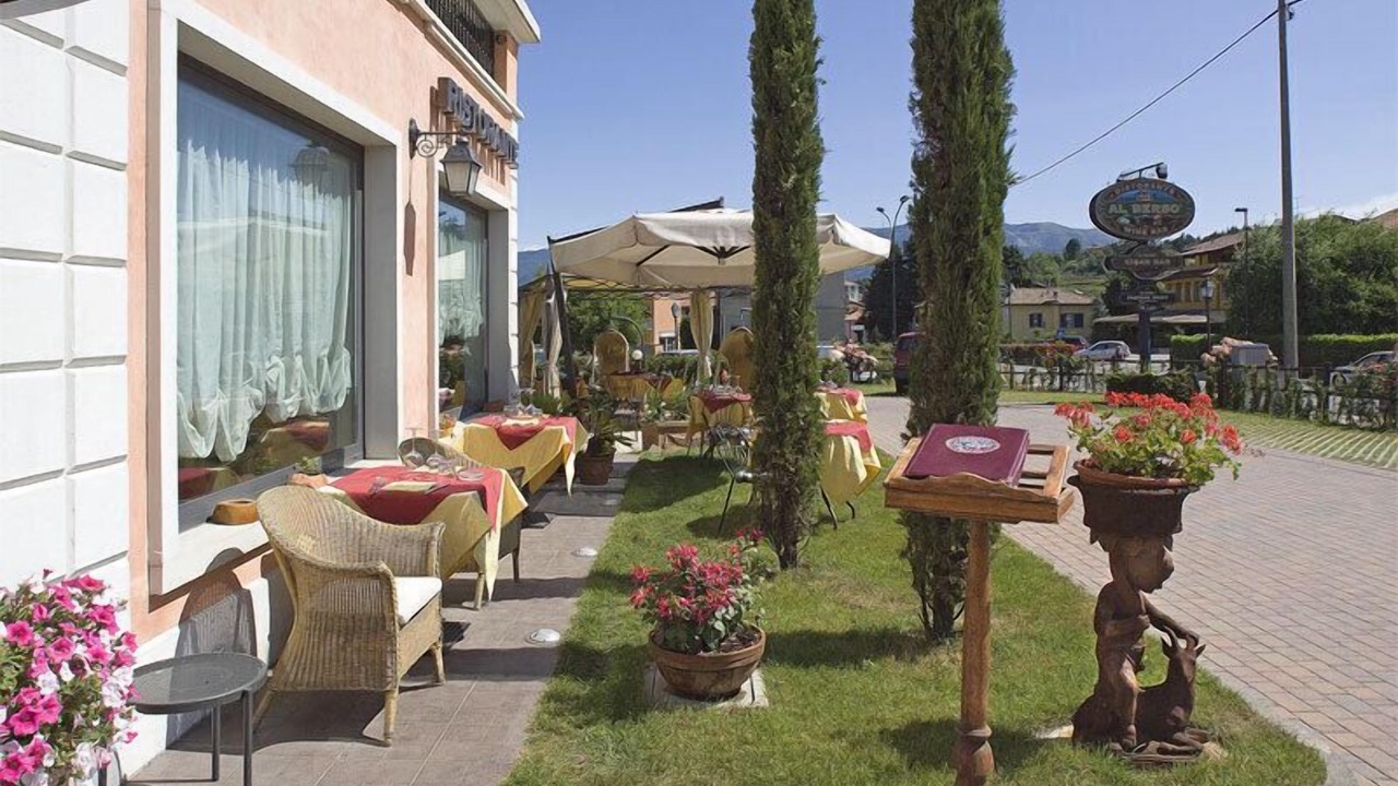 Photo of Outdoor in Pomeo