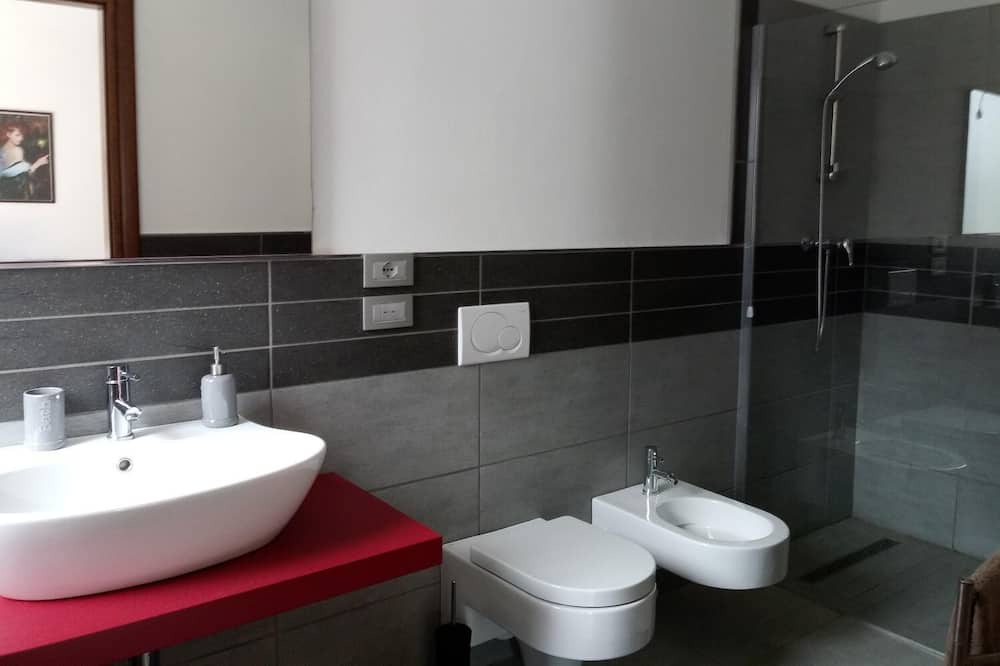 Photo of Bathroom in Venasca