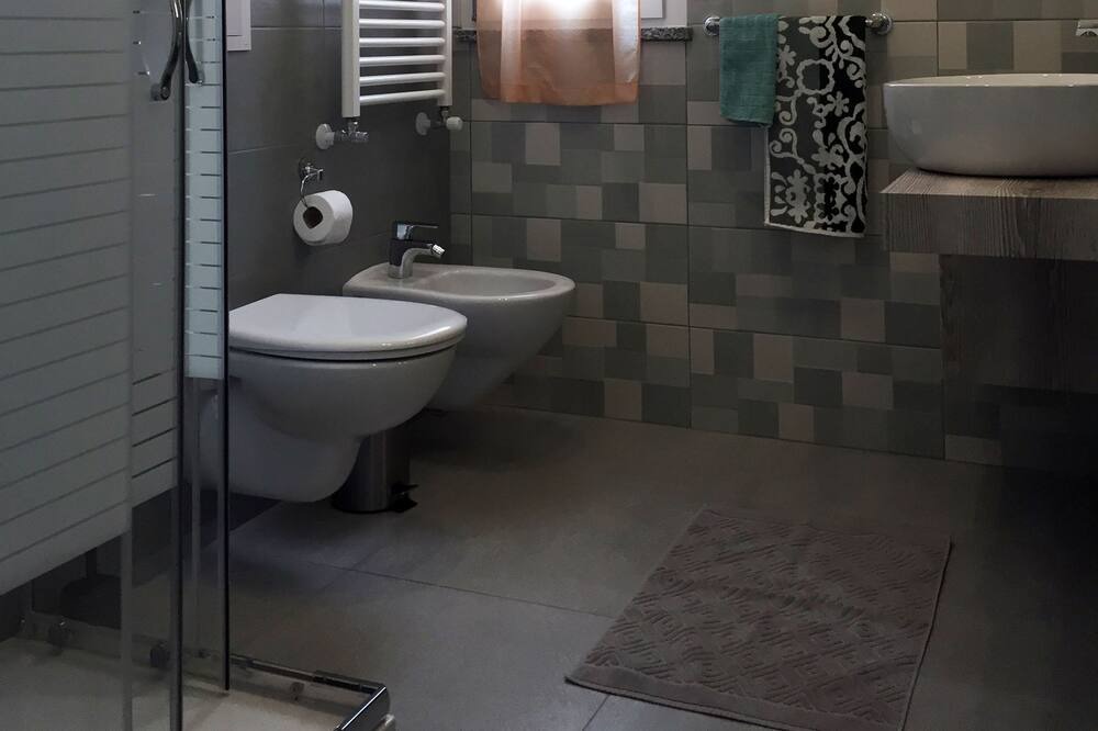 Photo of Bathroom in Saronno