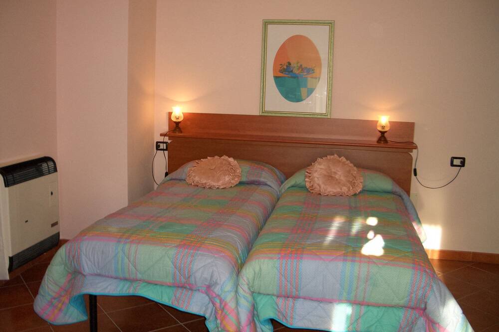 Photo of Bedroom in Preci