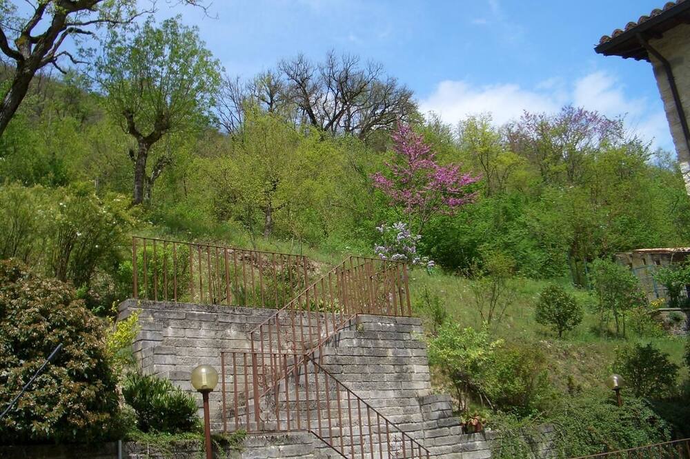 Photo of Outdoor in Preci