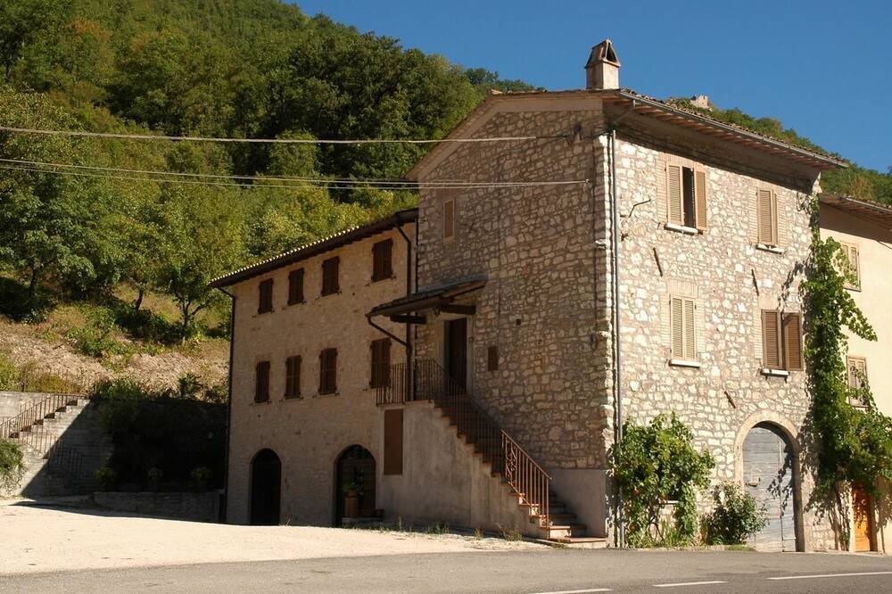 Photo of Outdoor in Preci