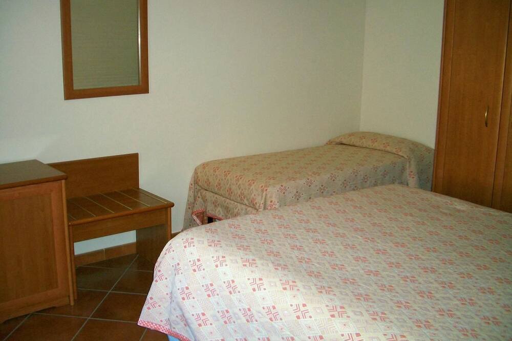 Photo of Bedroom in Preci