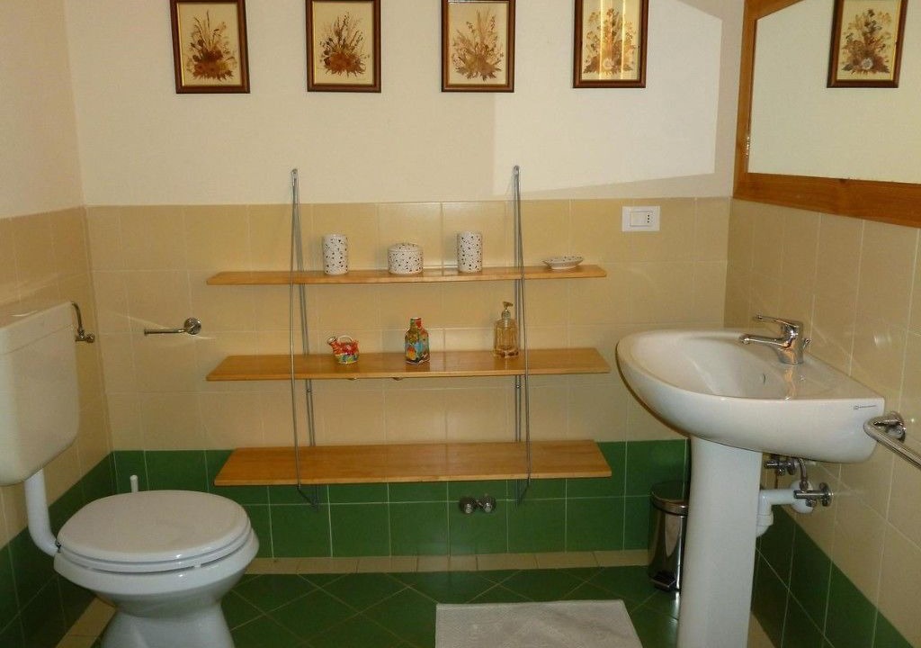 Photo of Patio Balcony in Albana