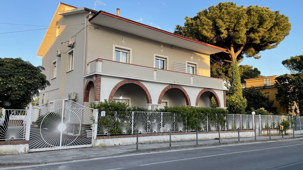 Photo of Outdoor in Paestum