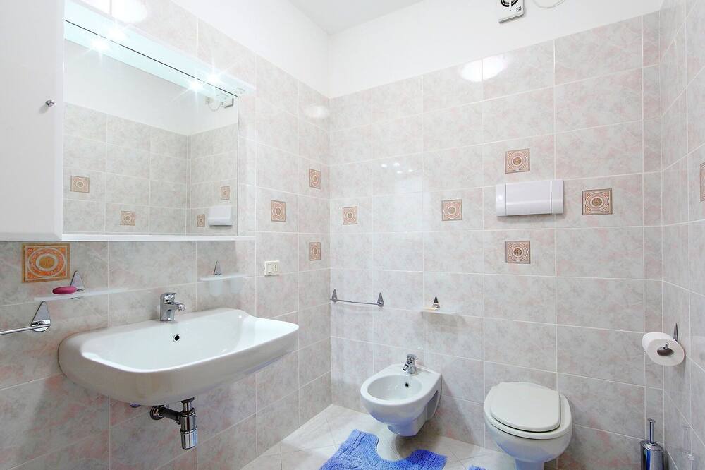 Photo of Bathroom in Granarola