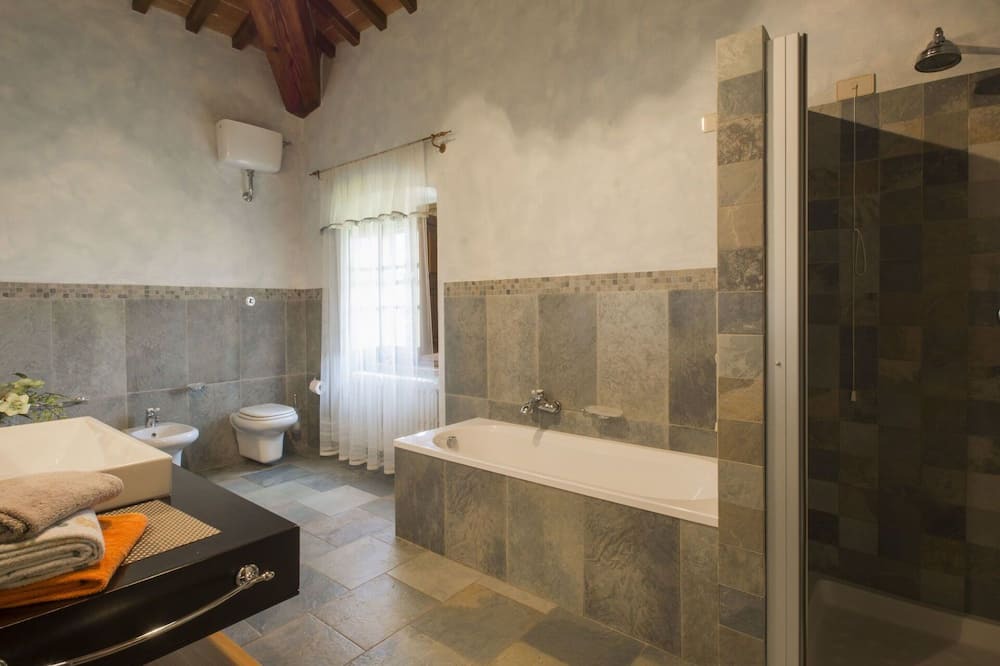 Photo of Bathroom in Marciano della Chiana