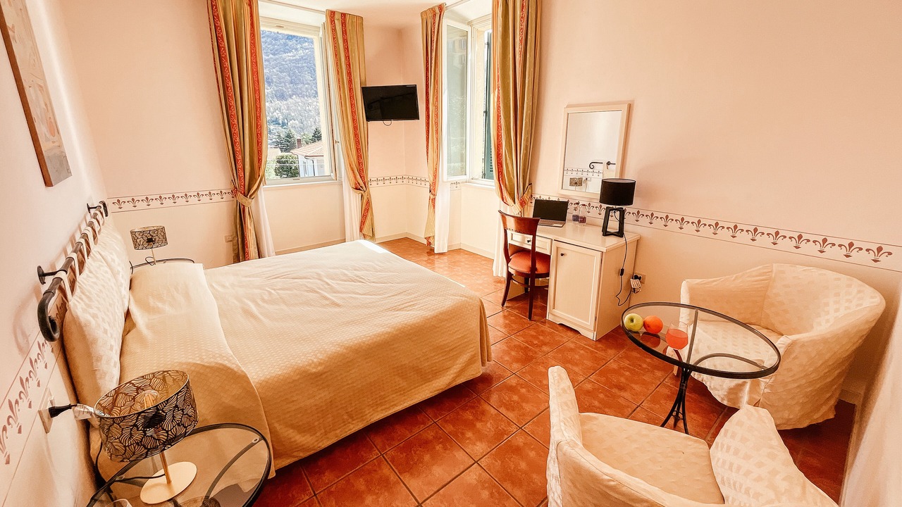 Photo of Bedroom in Brusimpiano