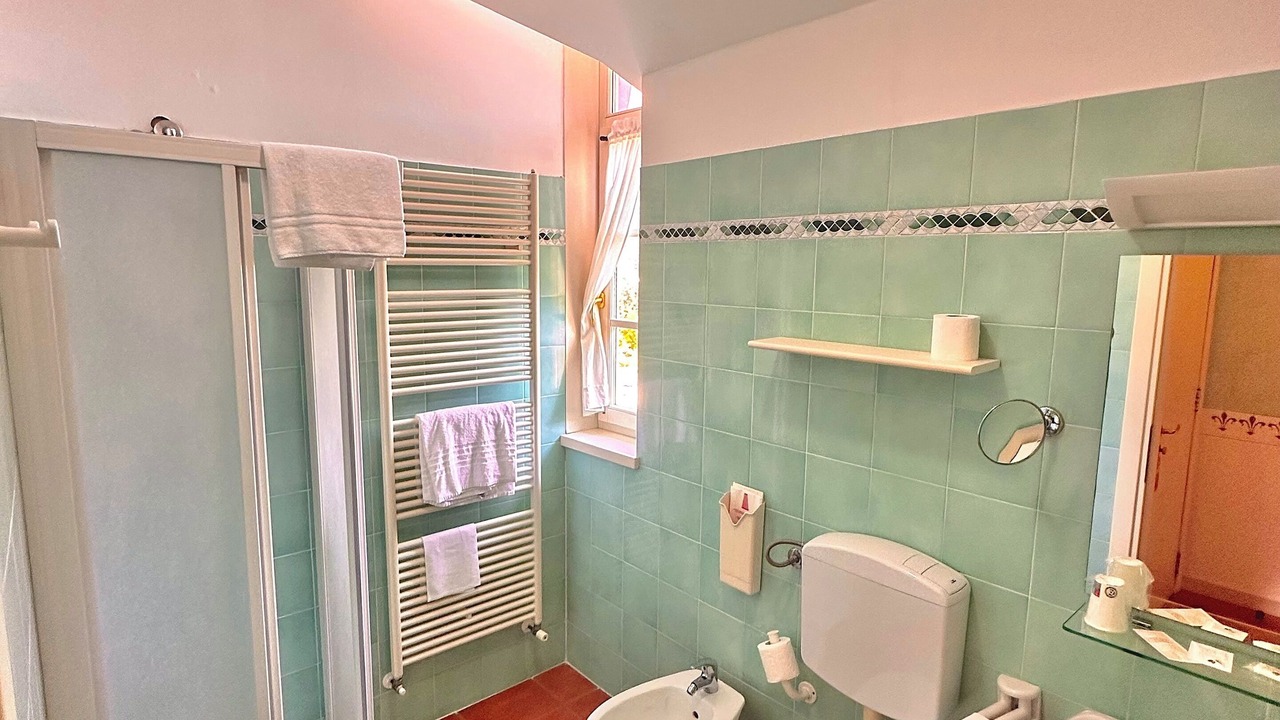 Photo of Bathroom in Brusimpiano