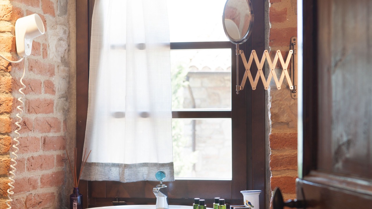 Photo of Bathroom in Todi