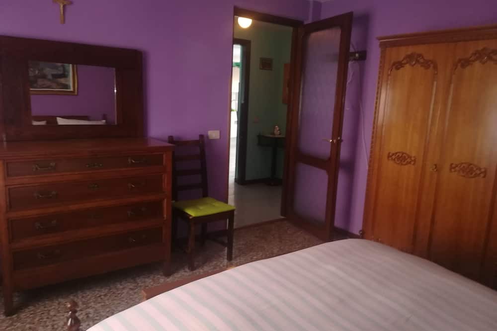 Photo of Bedroom in Bossico