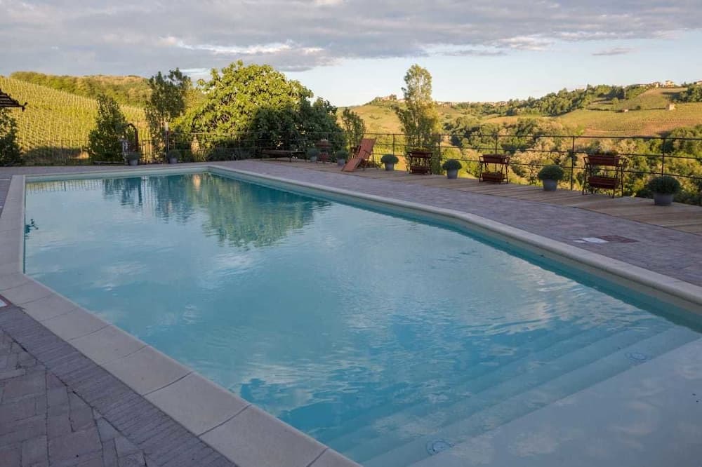 Photo of Outdoor in Santa Giuletta