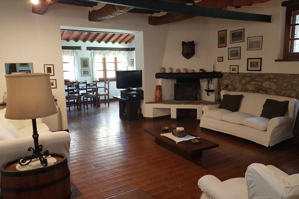 Photo of Livingroom in Panicale