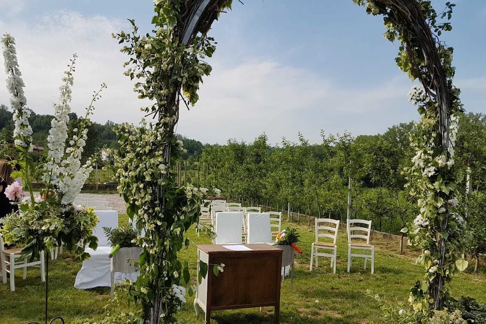 Photo of Outdoor in Molare
