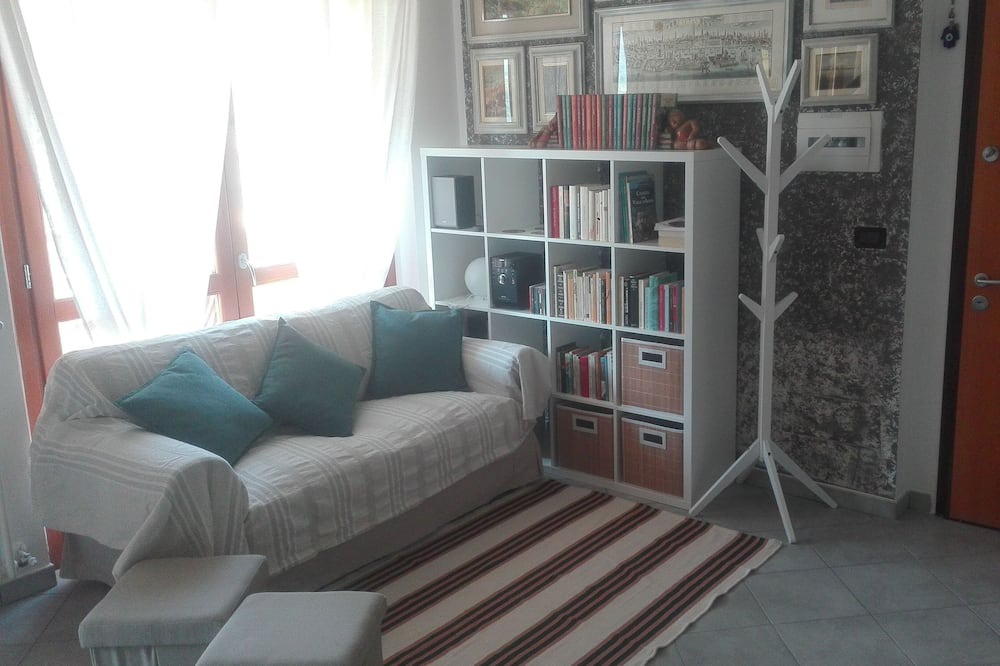 Photo of Livingroom in Saint-Pierre
