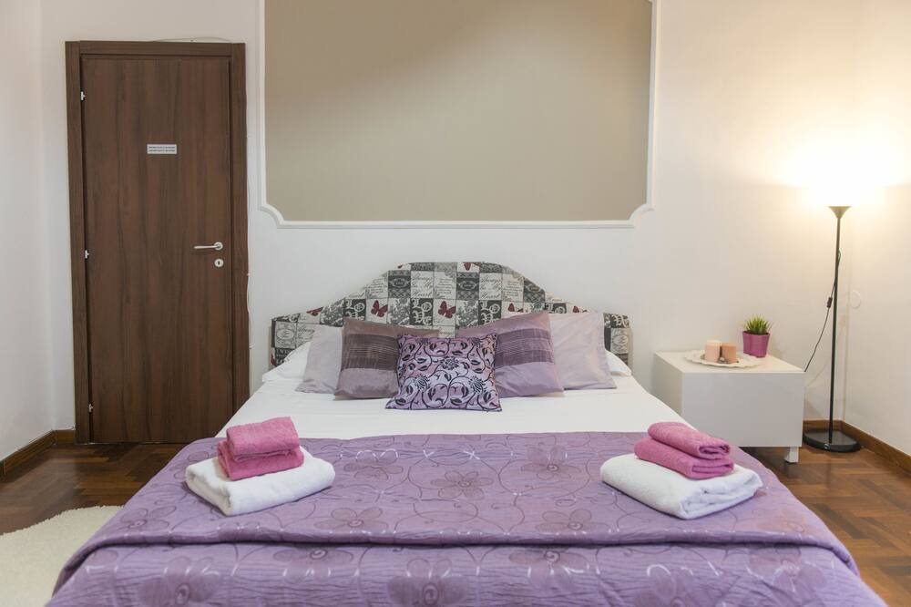 Photo of Bedroom in Aversa