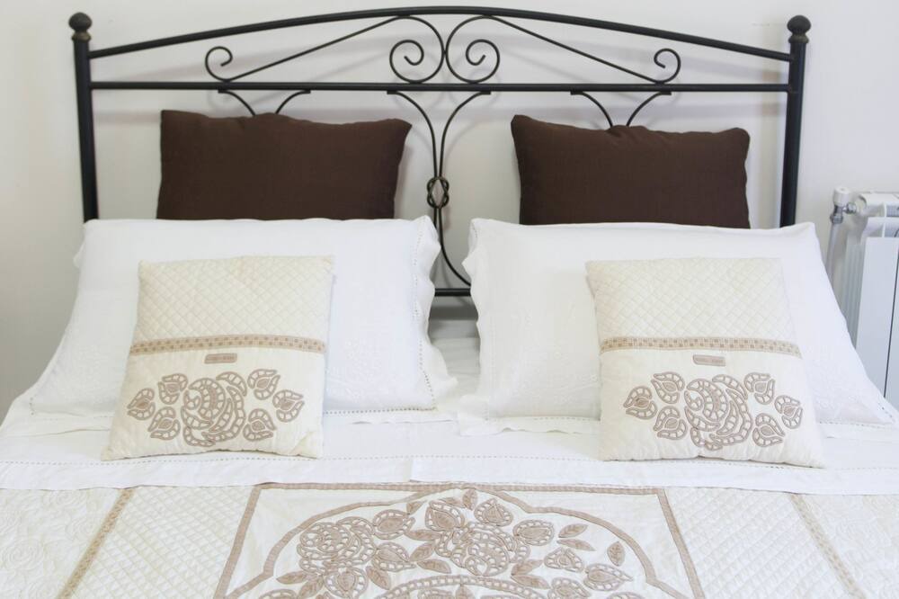 Photo of Bedroom in Aversa
