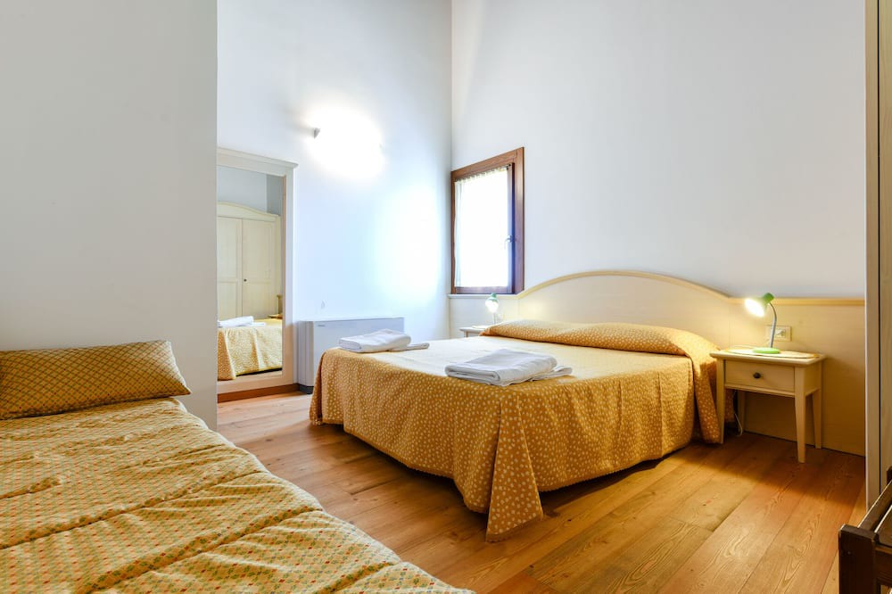 Photo of Bedroom in Longare