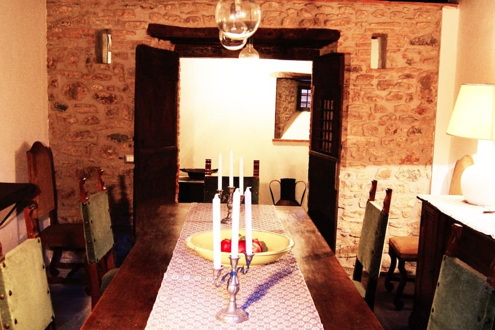 Photo of Kitchen in Camporgiano