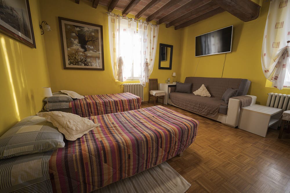 Photo of Bedroom in Torrile