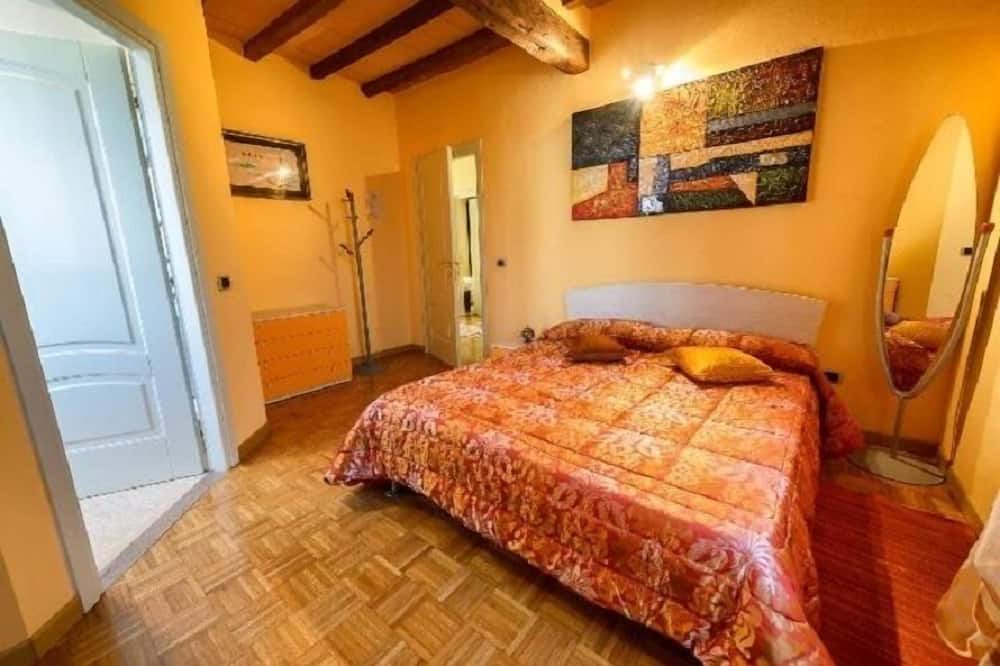 Photo of Bedroom in Torrile