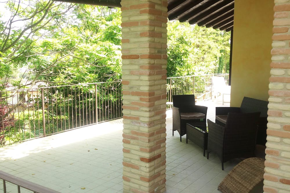 Photo of Patio Balcony in Vazia