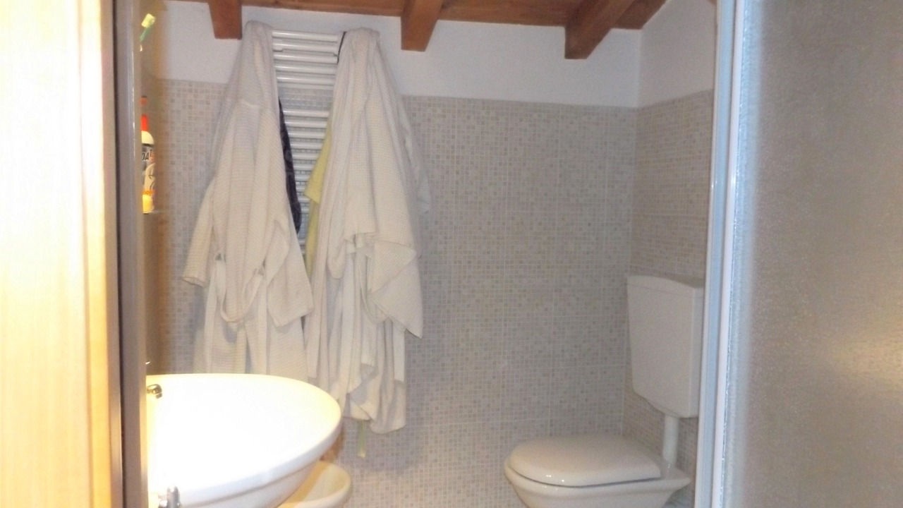 Photo of Bathroom in Garda