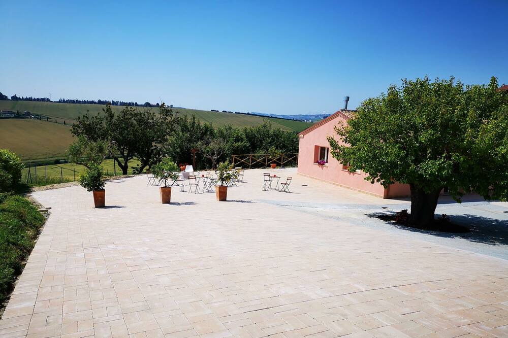 Photo of Outdoor in Loreto