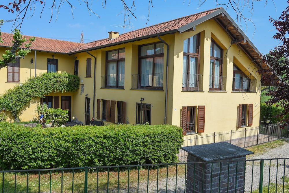 Photo of Outdoor in Robecchetto con Induno