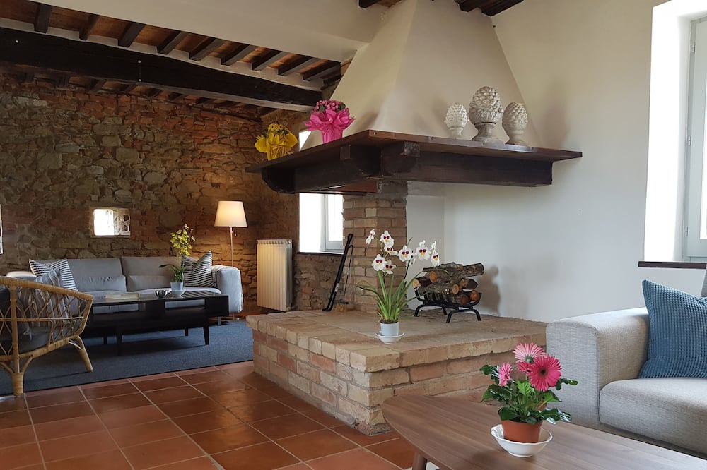 Photo of Livingroom in Panicale