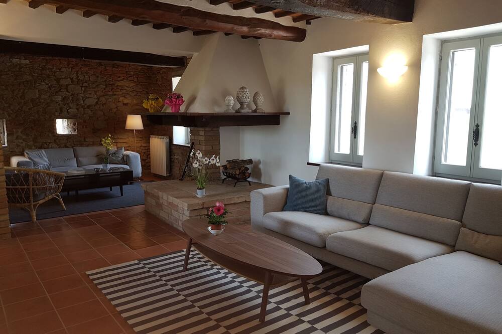 Photo of Livingroom in Panicale