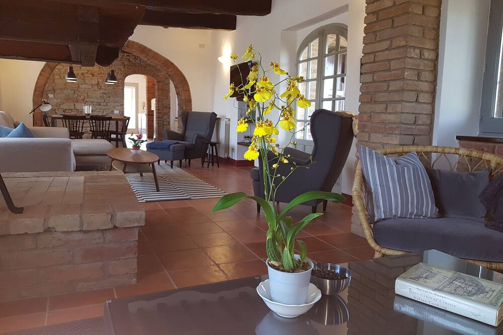 Photo of Livingroom in Panicale